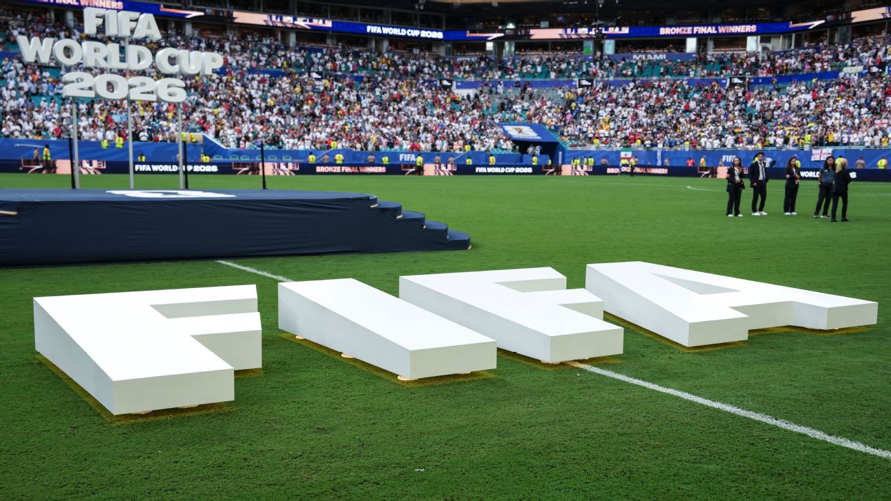 FIFA回应世俱杯私募计划争议:没人会出售足球